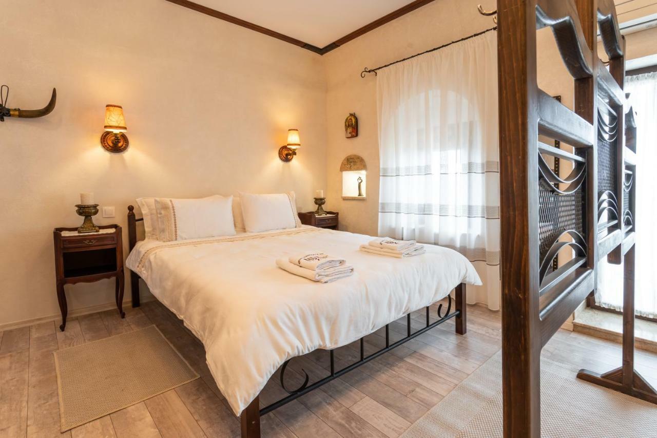 Historic Apartment In The Heart Of The City Veliko Tŭrnovo Exterior foto